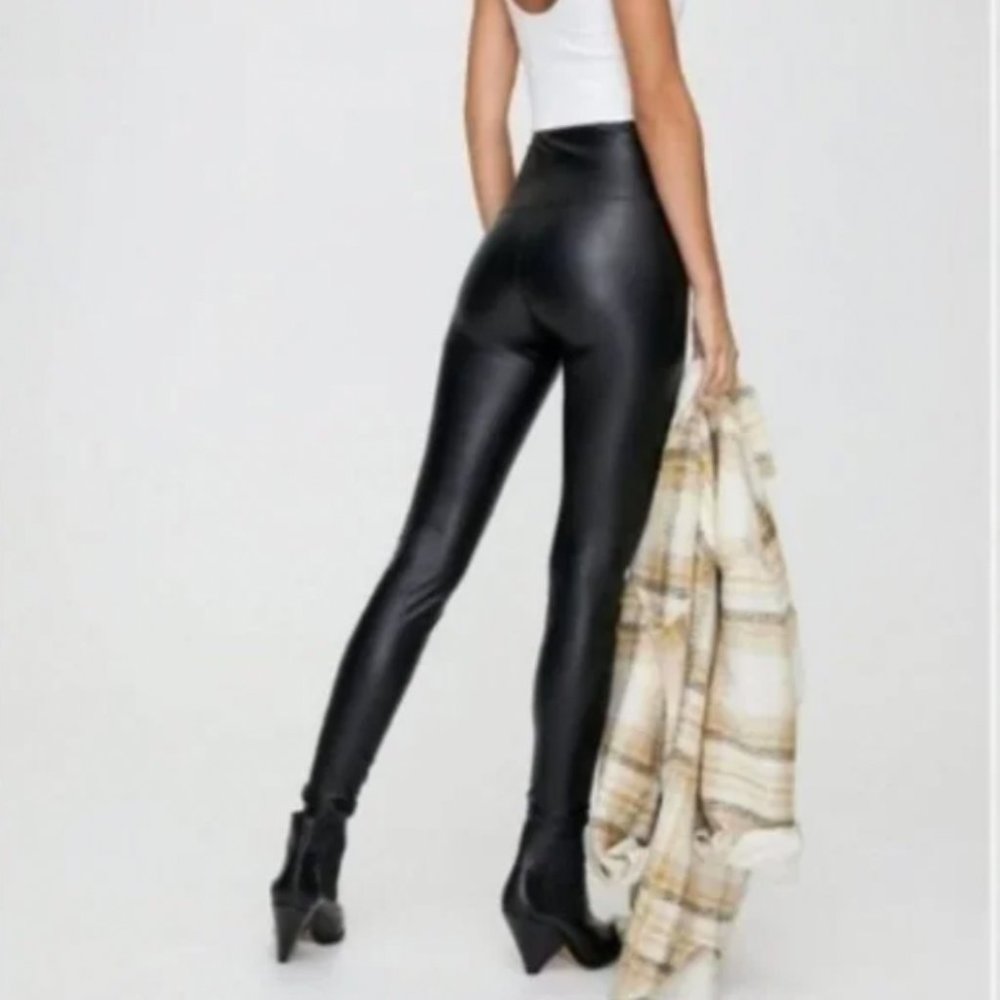 Wilfred Free Daria Vegan Leather Pants